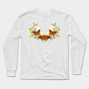 Symmetrical Pattern of Butterflies Monarchs Long Sleeve T-Shirt